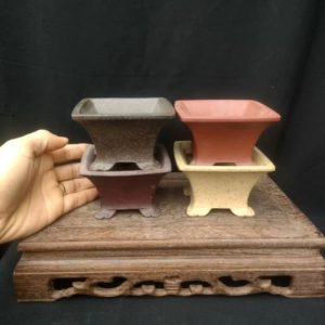 Chậu tử sa vuông "hắc nê' chân quỳ; size nhỏ V003