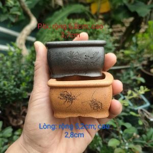 Chậu vuông điêu khắc thủ công; size rất nhỏ (V053)
